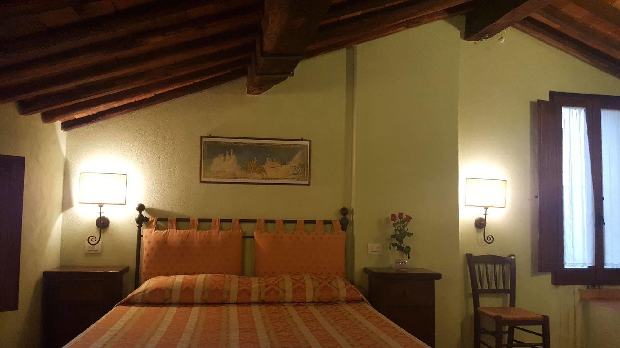 Locanda Nel Cassero Civitella Marittima ภายนอก รูปภาพ